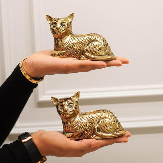 Aluminium Cat Candle Holder Statue Set of 2 | Antique Gold Decorative Figurine for Home Decor, Table, Living Room | Best Gift Item for Anniversary, Wedding, House Warming, Return Gift